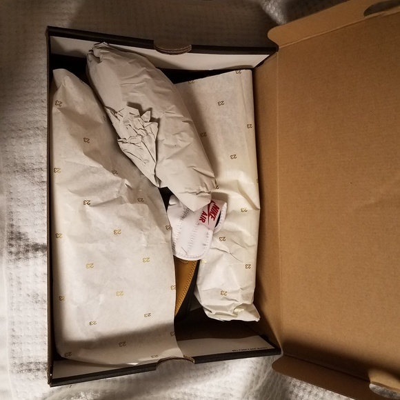 Nike Air Jordan Legacy 312 - NEW IN BOX - Picture 5 of 8